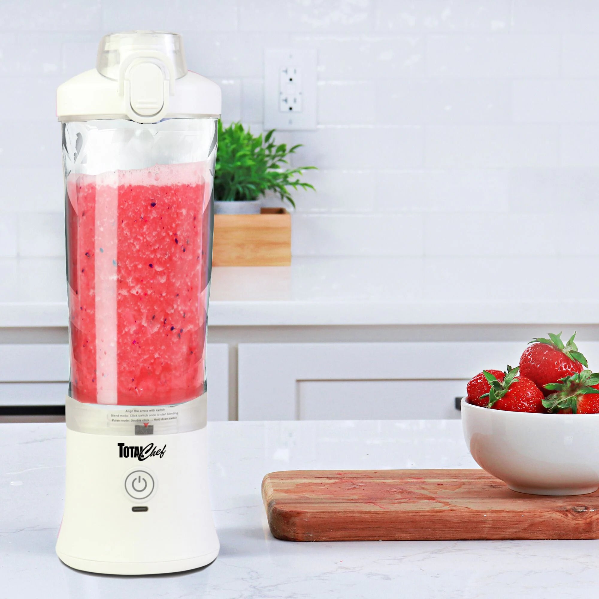 Total Chef USB Rechargeable Portable 20-Oz Countertop Blender ( White )